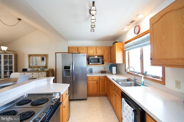 3 HOLLY TER, Cambridge, MD 21613