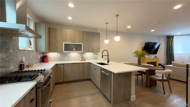 2870 Tremont Place, Denver, CO 80205