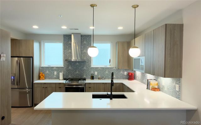 2870 Tremont Place, Denver, CO 80205