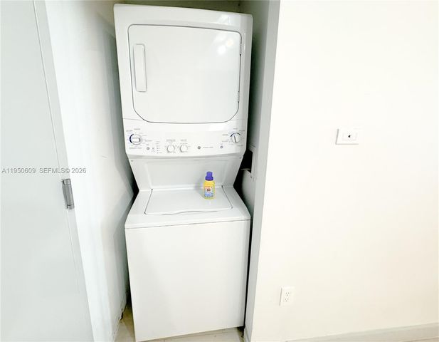 2602 E Hallandale Beach Blvd R409, Hallandale Beach, FL 33009