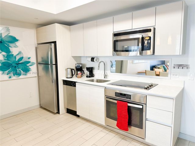 2602 E Hallandale Beach Blvd R409, Hallandale Beach, FL 33009