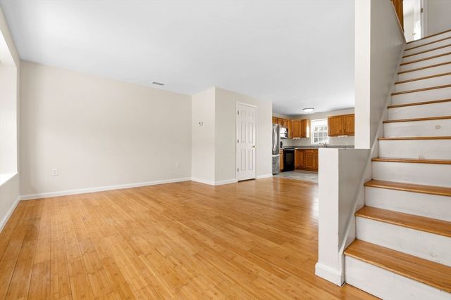 37 Mercury Ter 37, Haverhill, MA 01832