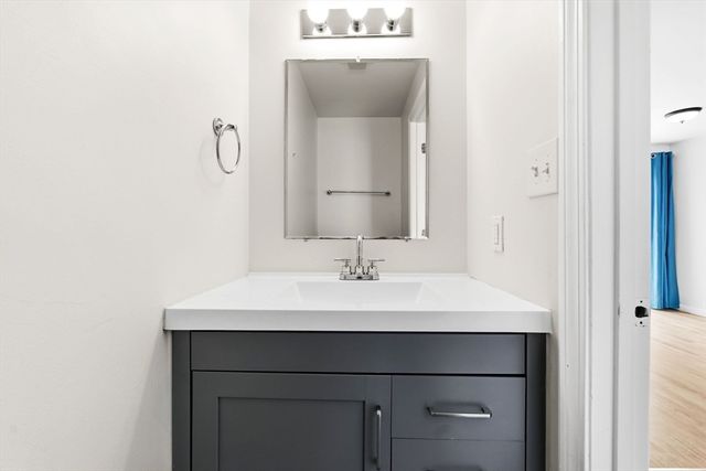 37 Mercury Ter 37, Haverhill, MA 01832