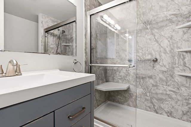 37 Mercury Ter 37, Haverhill, MA 01832