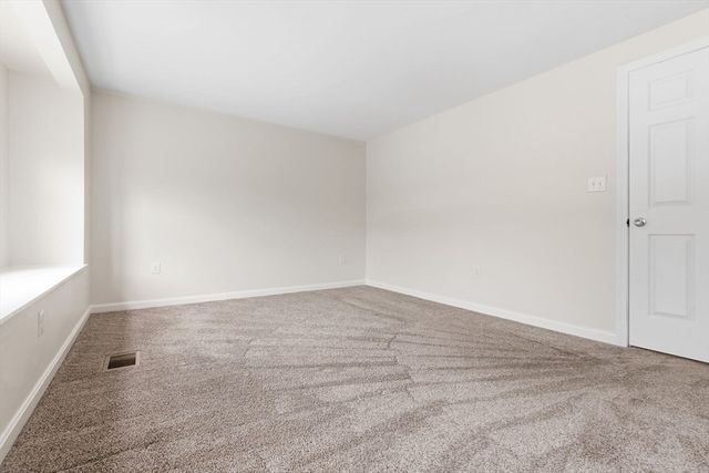 37 Mercury Ter 37, Haverhill, MA 01832