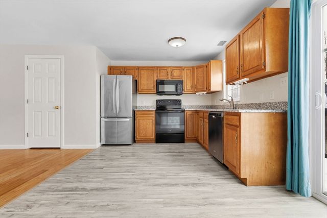 37 Mercury Ter 37, Haverhill, MA 01832