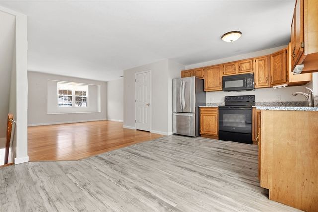 37 Mercury Ter 37, Haverhill, MA 01832