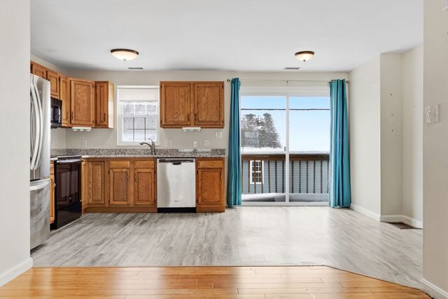 37 Mercury Ter 37, Haverhill, MA 01832