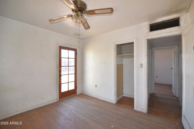 1912 W MONTE VISTA Road, Phoenix, AZ 85009