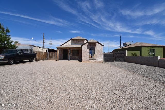 1912 W MONTE VISTA Road, Phoenix, AZ 85009