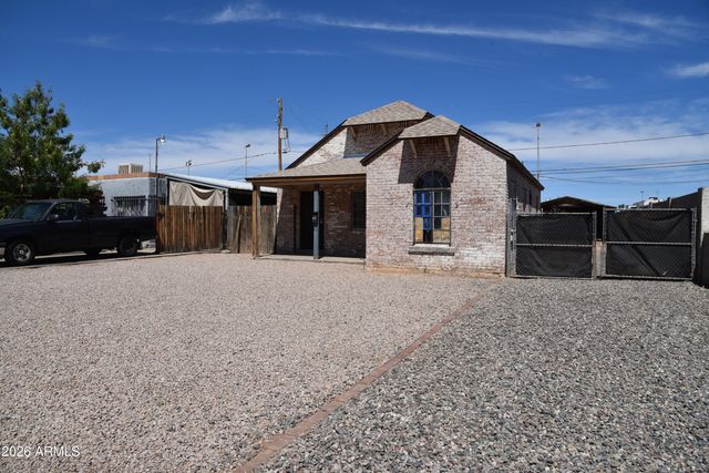 1912 W MONTE VISTA Road, Phoenix, AZ 85009