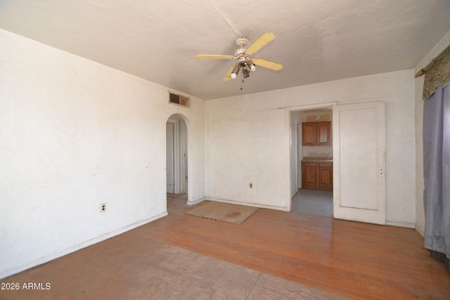 1912 W MONTE VISTA Road, Phoenix, AZ 85009