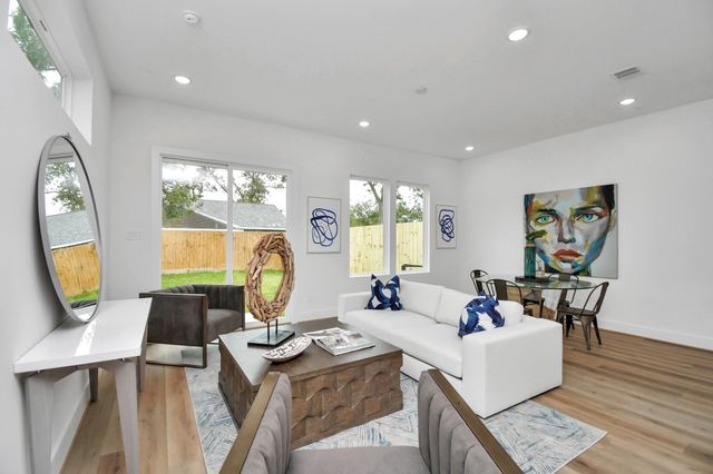 2610 Vance Street, Houston, TX 77093