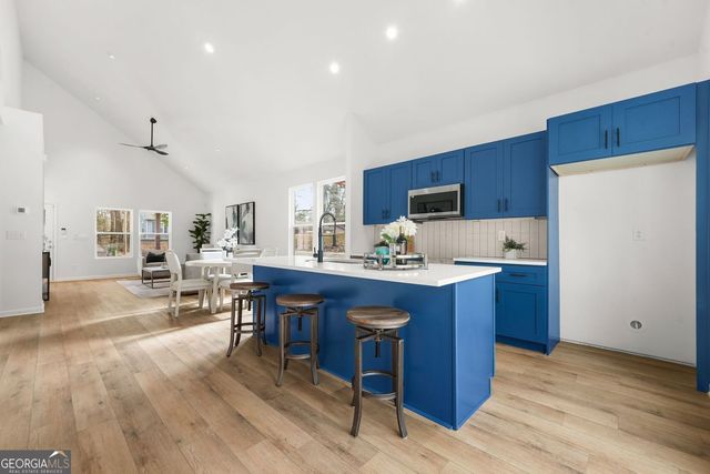 672 Commercial Avenue NW, Atlanta, GA 30318