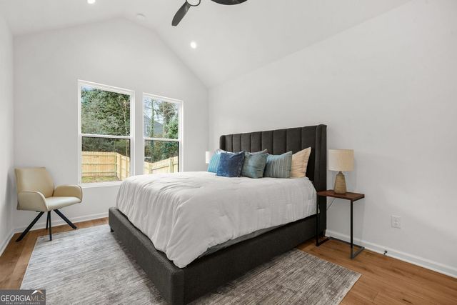 672 Commercial Avenue NW, Atlanta, GA 30318