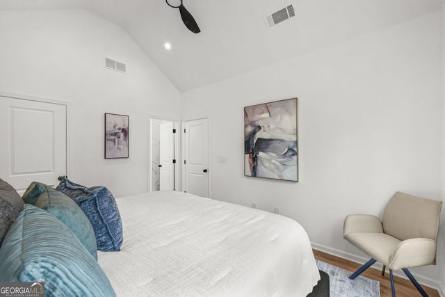 672 Commercial Avenue NW, Atlanta, GA 30318