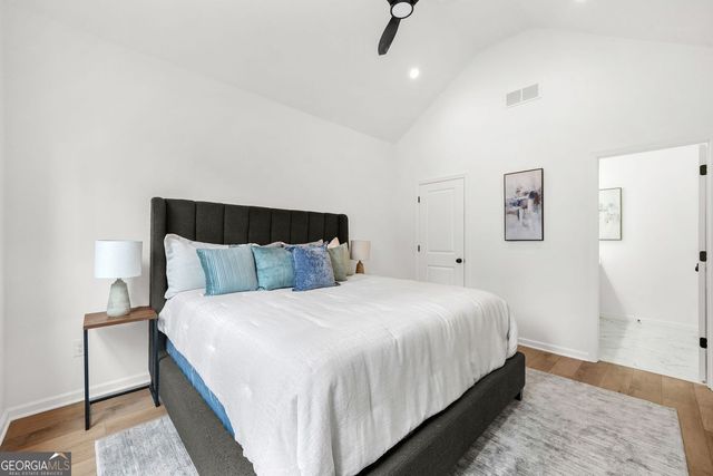 672 Commercial Avenue NW, Atlanta, GA 30318