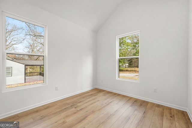 672 Commercial Avenue NW, Atlanta, GA 30318