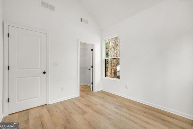 672 Commercial Avenue NW, Atlanta, GA 30318