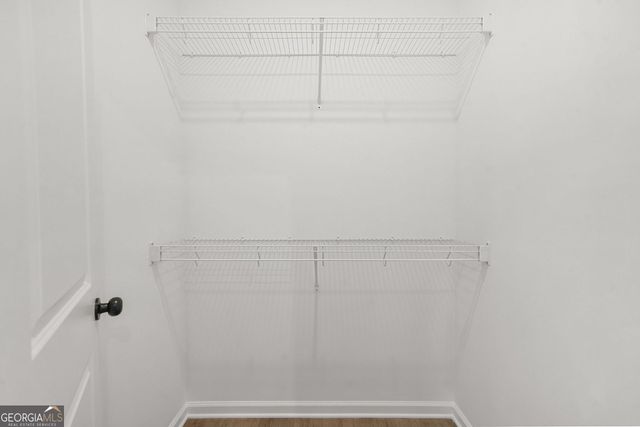 672 Commercial Avenue NW, Atlanta, GA 30318