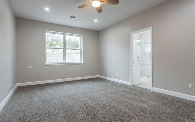 2718 Leslie LN, San Marcos, TX 78666