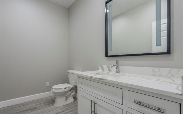 2718 Leslie LN, San Marcos, TX 78666