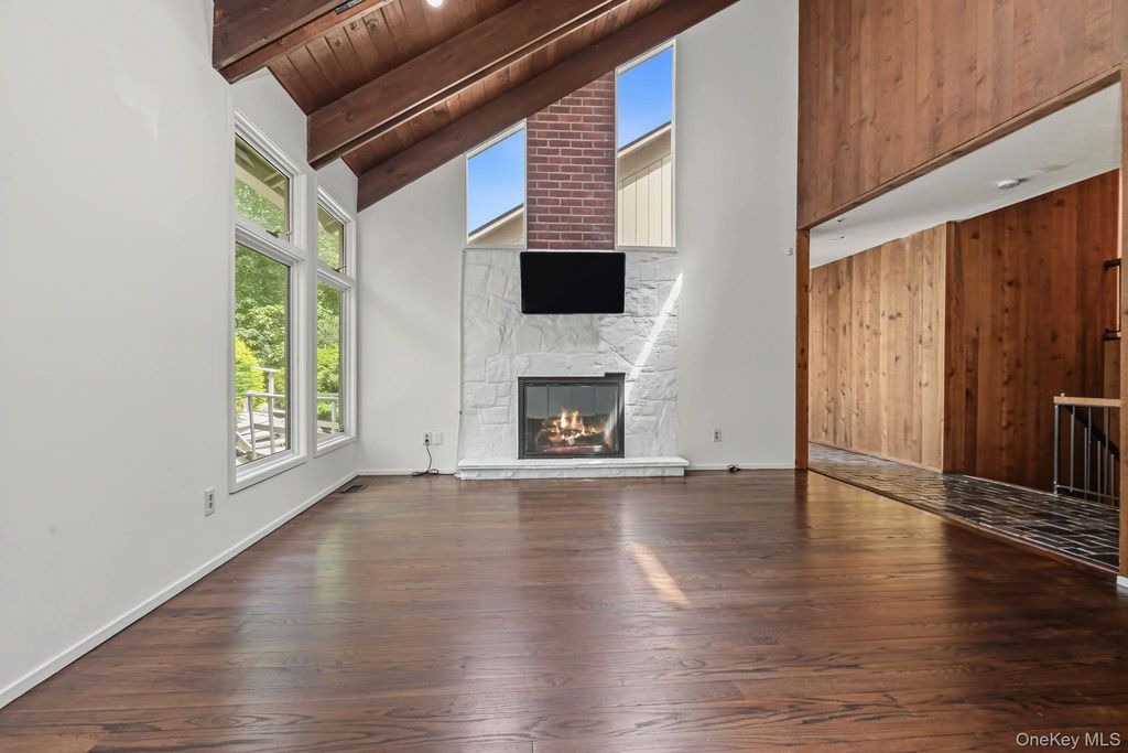 4 Leatherstocking Lane, Mamaroneck, NY 10543 — photo 5