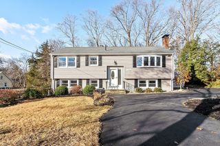 470 Trull Rd, Tewksbury, MA 01876