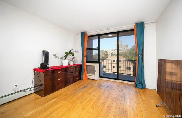 136-16 35th Avenue 7C, Flushing, NY 11354