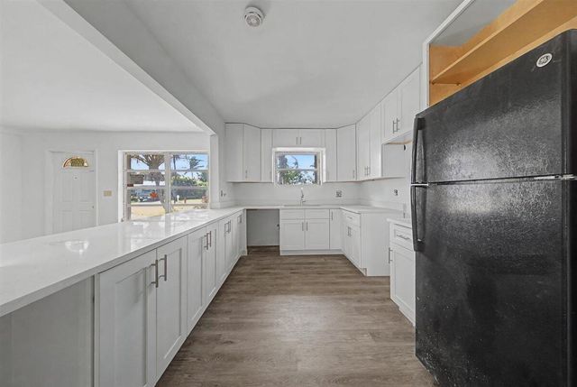 7730 W Lake Drive, Lake Clarke Shores, FL 33406