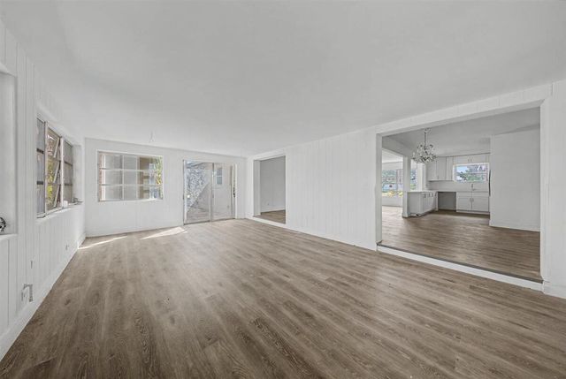 7730 W Lake Drive, Lake Clarke Shores, FL 33406