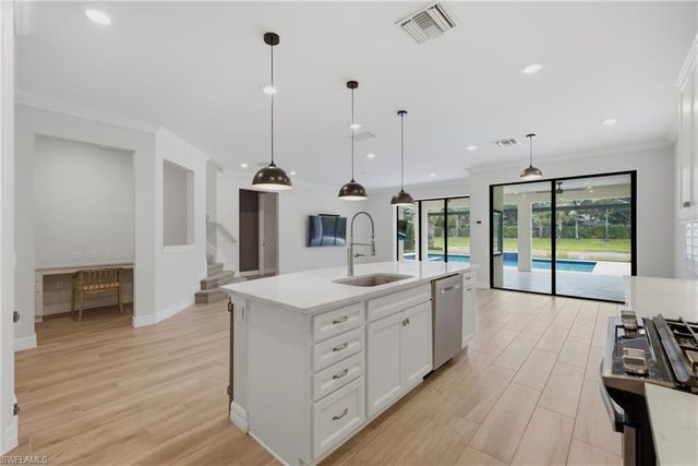 16277 Borelle CIR, Naples, FL 34110