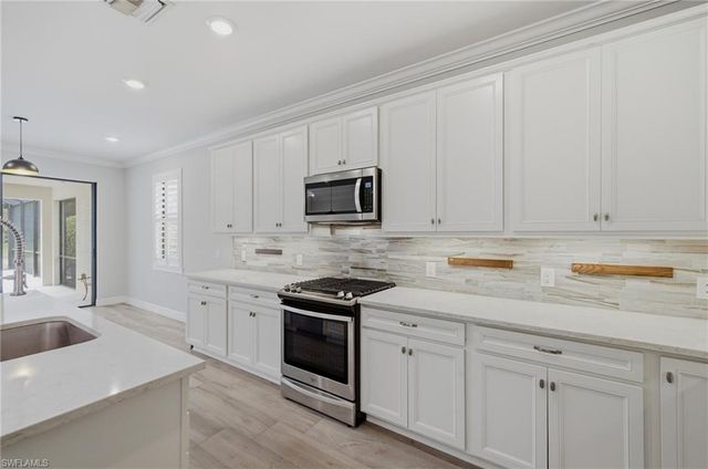 16277 Borelle CIR, Naples, FL 34110