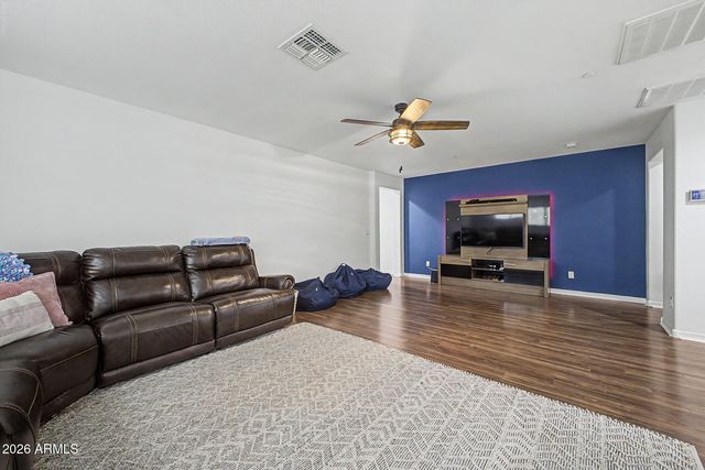 18116 W TURNEY Avenue W, Goodyear, AZ 85395