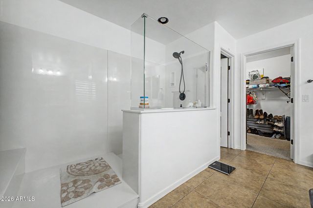 18116 W TURNEY Avenue W, Goodyear, AZ 85395