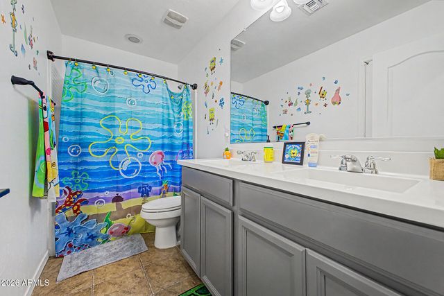 18116 W TURNEY Avenue W, Goodyear, AZ 85395