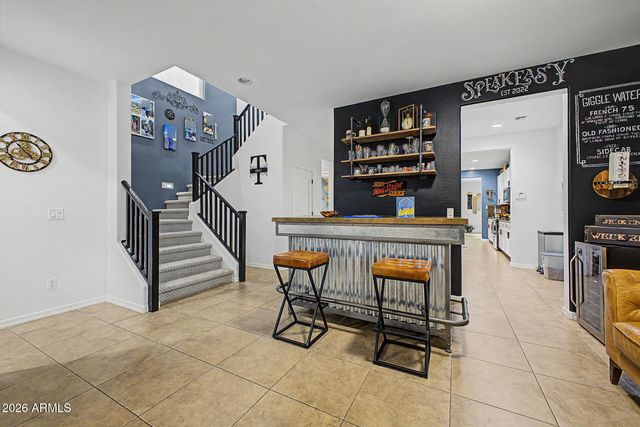 18116 W TURNEY Avenue W, Goodyear, AZ 85395