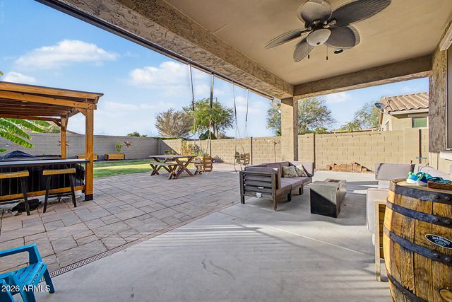 18116 W TURNEY Avenue W, Goodyear, AZ 85395