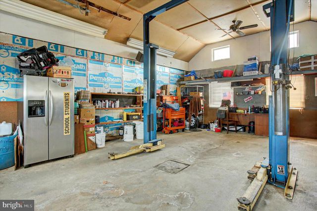 9660 MOLLY PITCHER HWY, Shippensburg, PA 17257