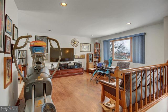 9660 MOLLY PITCHER HWY, Shippensburg, PA 17257