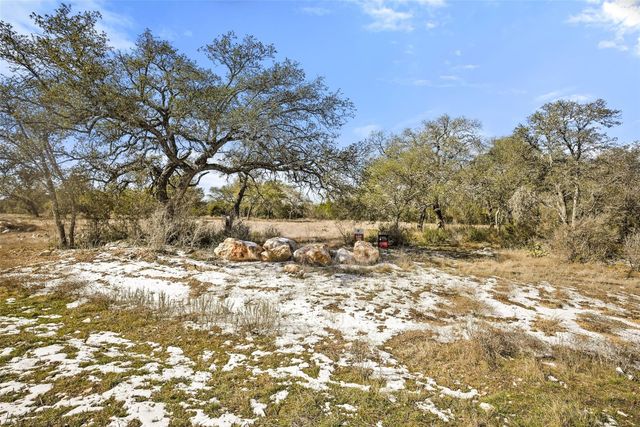 145 Red Hawk DR, Marble Falls, TX 78663