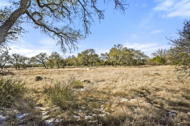 145 Red Hawk DR, Marble Falls, TX 78663