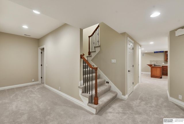 3855 S 177th Avenue, Omaha, NE 68130