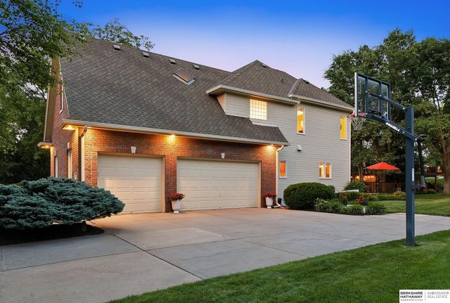 3855 S 177th Avenue, Omaha, NE 68130