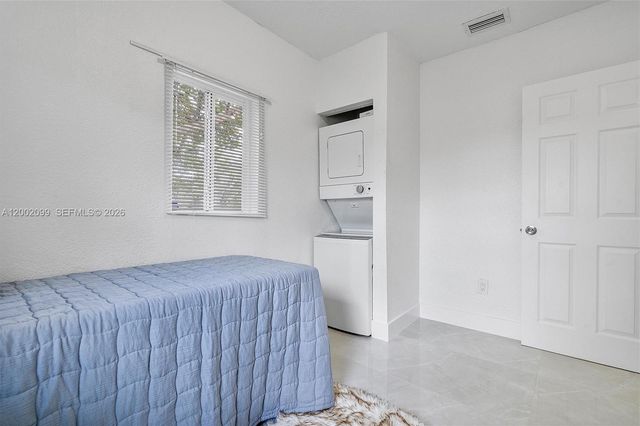 1810 NW 47th St, Miami, FL 33142