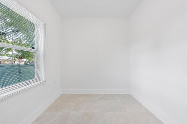 1810 NW 47th St, Miami, FL 33142