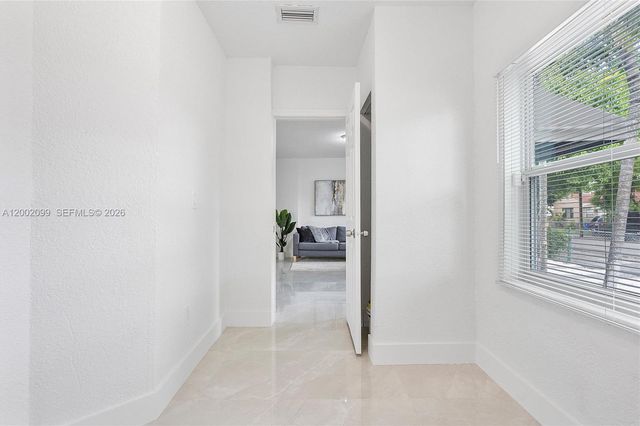 1810 NW 47th St, Miami, FL 33142