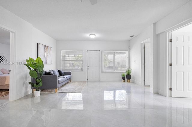 1810 NW 47th St, Miami, FL 33142