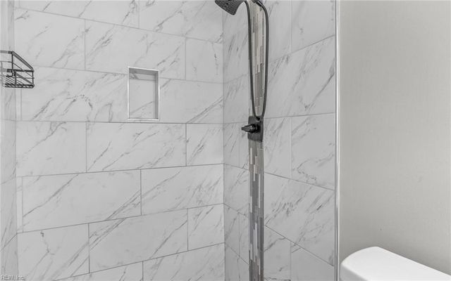 725 N Great Neck RD, Virginia Beach, VA 23454