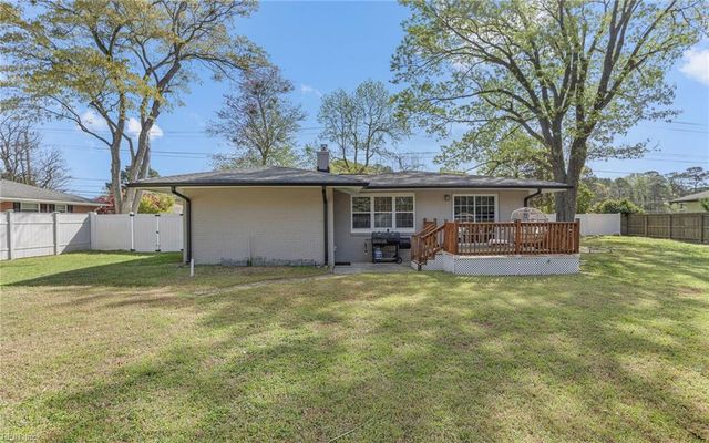 725 N Great Neck RD, Virginia Beach, VA 23454